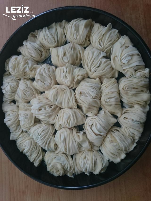 El Açması Midye Börek