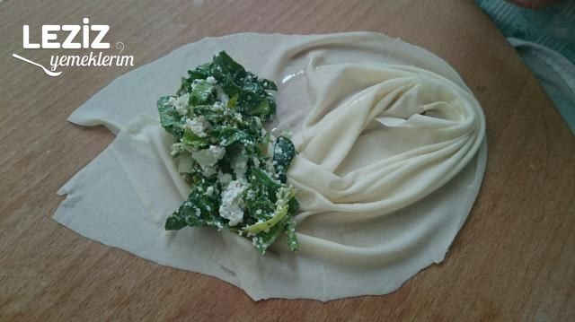 El Açması Midye Börek