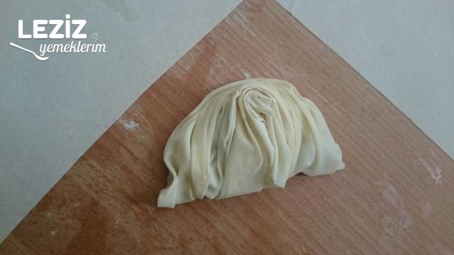 El Açması Midye Börek