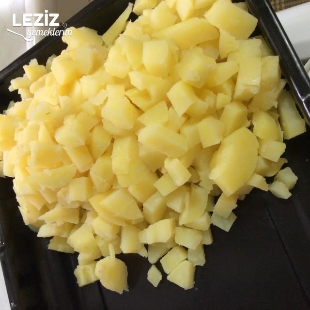 Patates Salatasının Yapımı