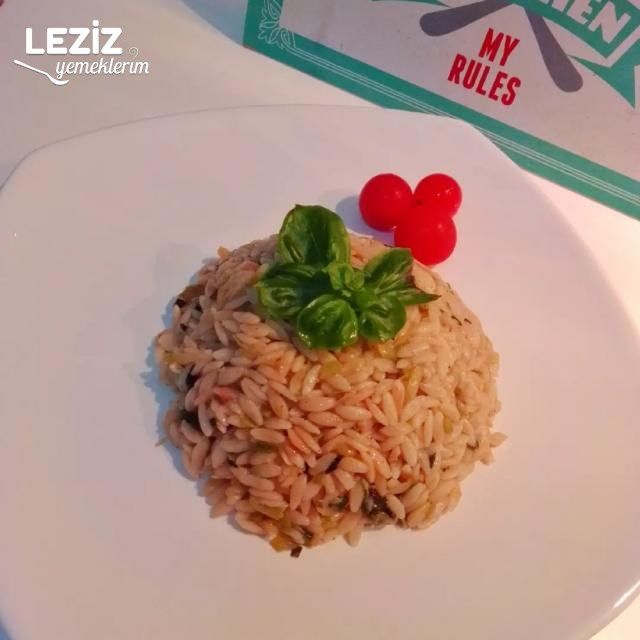 Kabaklı Şehriye Pilavı Tarifi