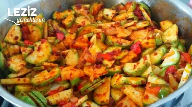 Nefis Pirinçli Kabak Yemeği