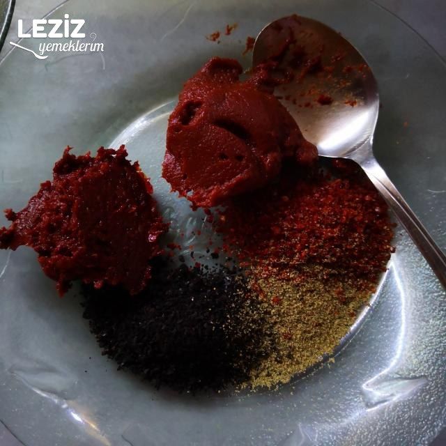 Etsiz Çiğ Köfte Tarifi, Nasıl Yapılır