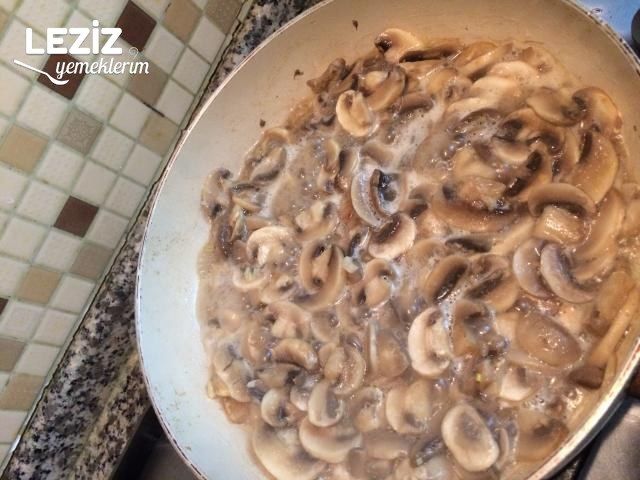 Nefis Kremalı Mantarlı Makarna