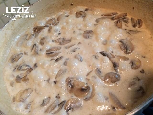 Nefis Kremalı Mantarlı Makarna