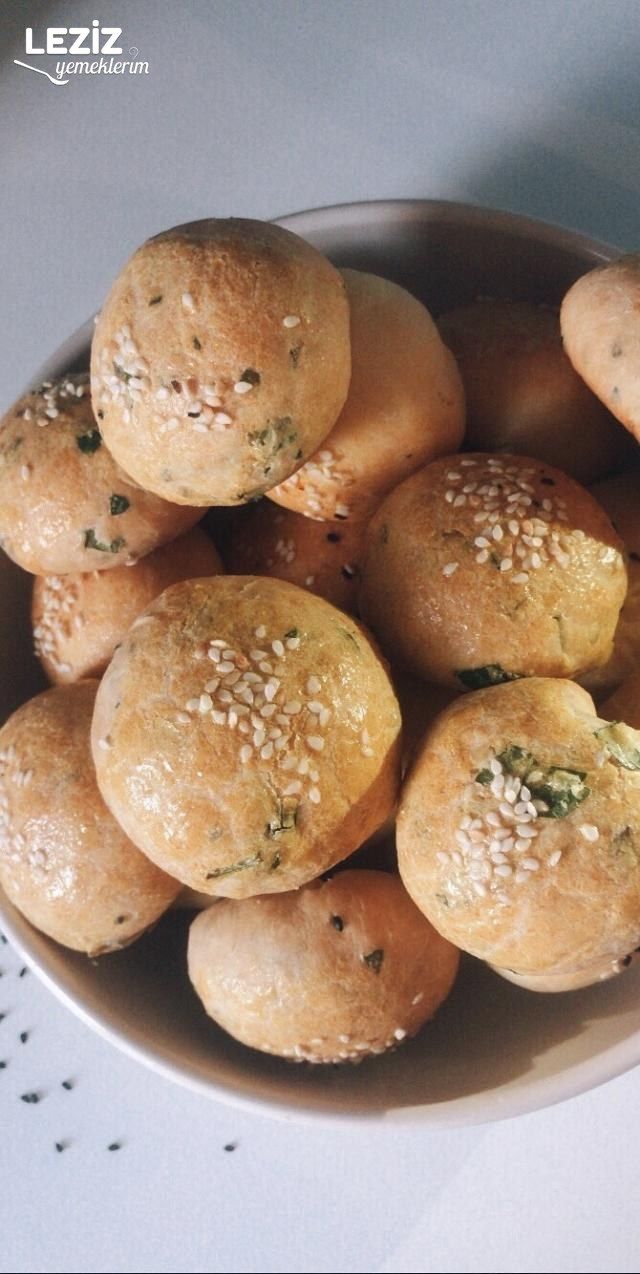 Mayasız Dereotlu Maydonozlu Fit Poğaça