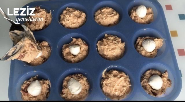 Muffins Pizza (Çok Kolay)