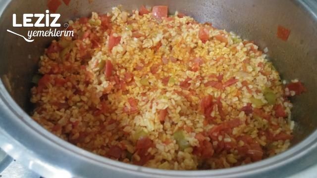 Sebzeli Pilav Tarifi