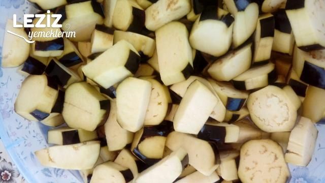 Düdüklüde Kuşbaşılı Patlıcan Yemeği