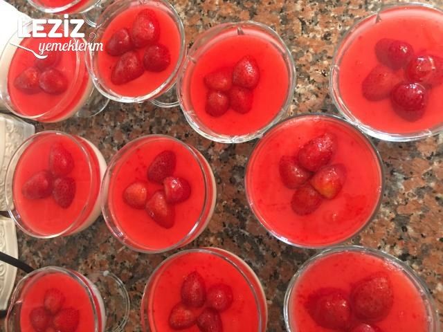 Çilekli Jöleli Sütlü Tatlı