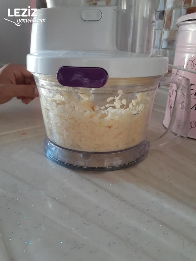 Kayserinin Meşhur Sucuk İçi Nasıl Yapılır