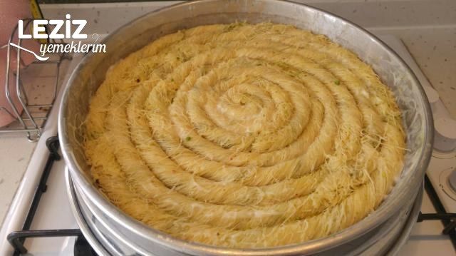 Pastane Usulü Burma Kadayıf (Bütün Aşamalarıyla)