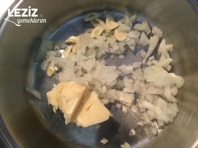 Tereyağlı Karides Güveç