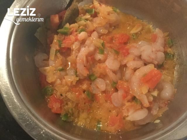 Tereyağlı Karides Güveç