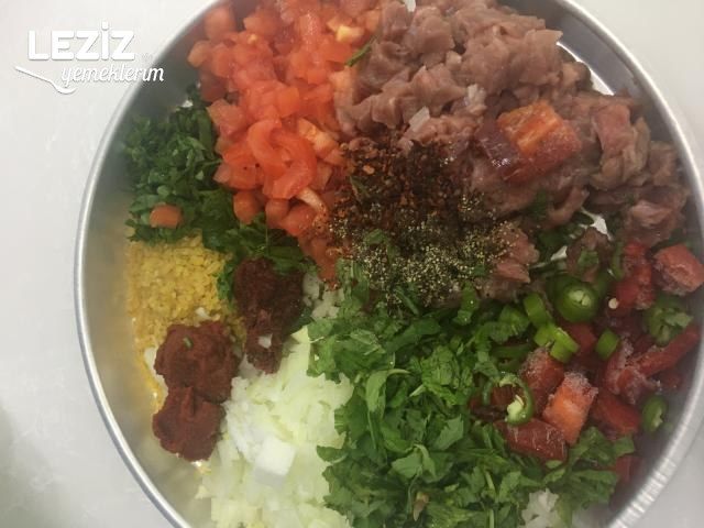 Kuşbaşı Etli Bulgurlu Dolma