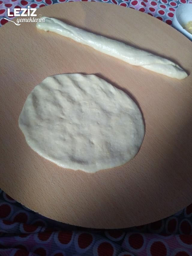 Simit Tadında Tereyağlı Poğaça