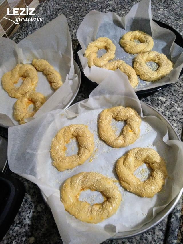 Simit Tadında Tereyağlı Poğaça