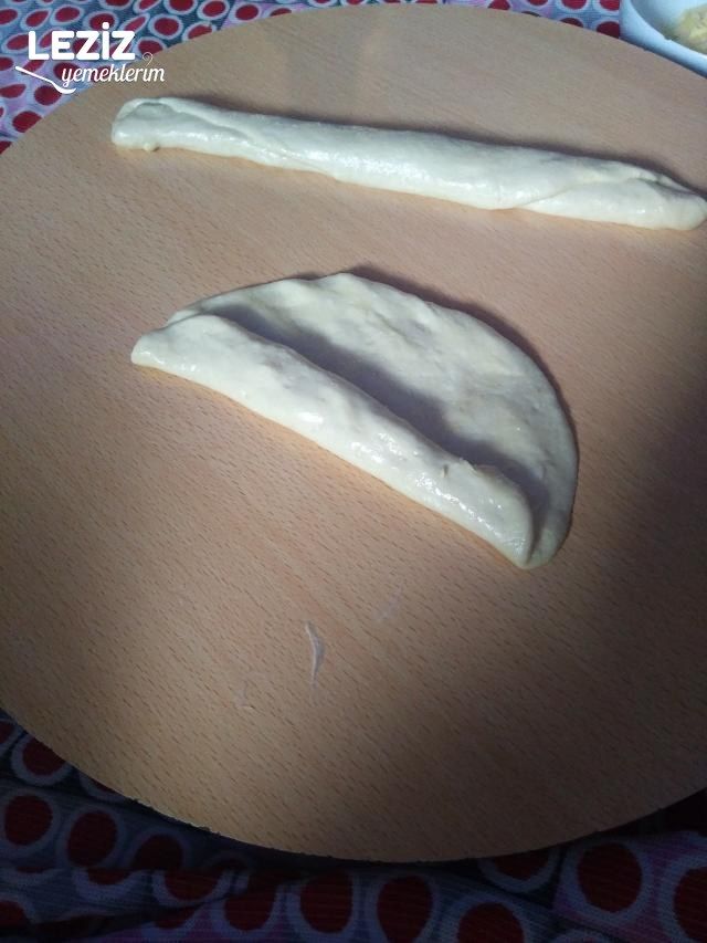 Simit Tadında Tereyağlı Poğaça