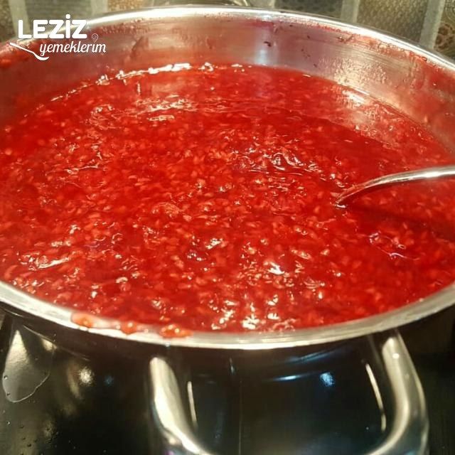 Frambuazlı Cheesecake (Ev Yapımı)