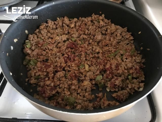 Kıymalı Çökertme Kebabı Tarifi (Aşama Fotoğraflı Anlatım)