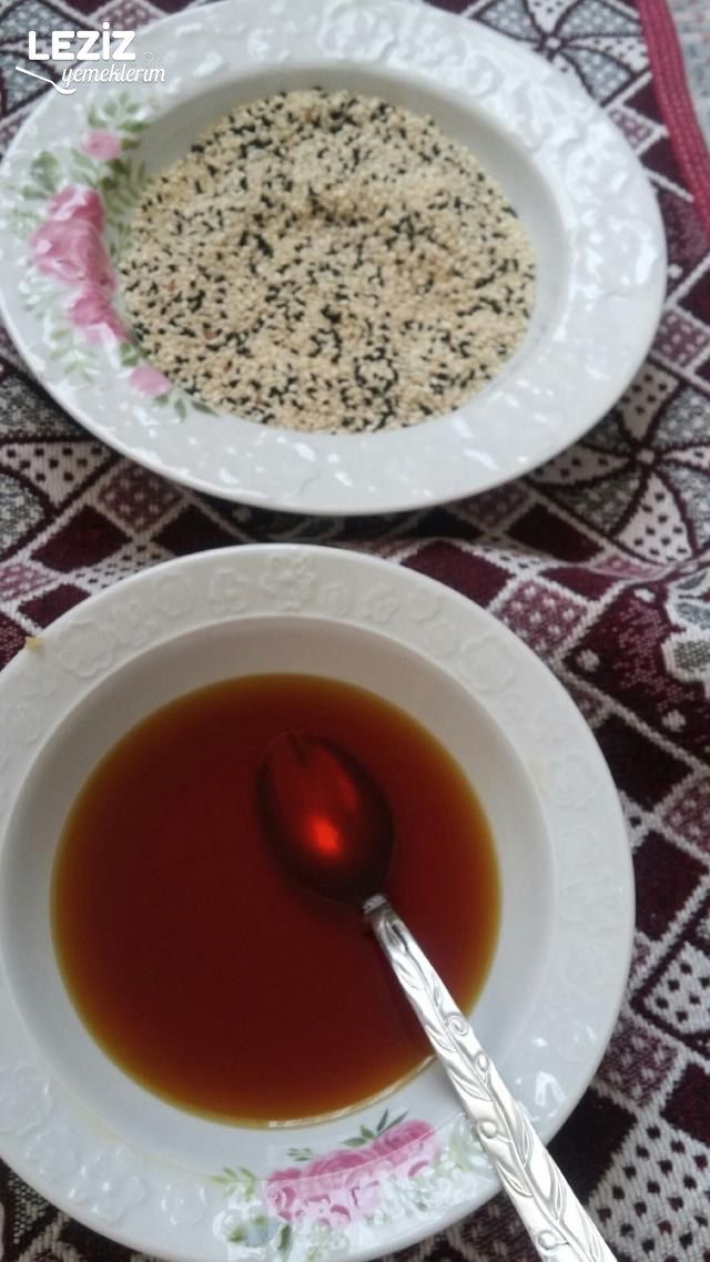 Mahlepli Kandil Simidi