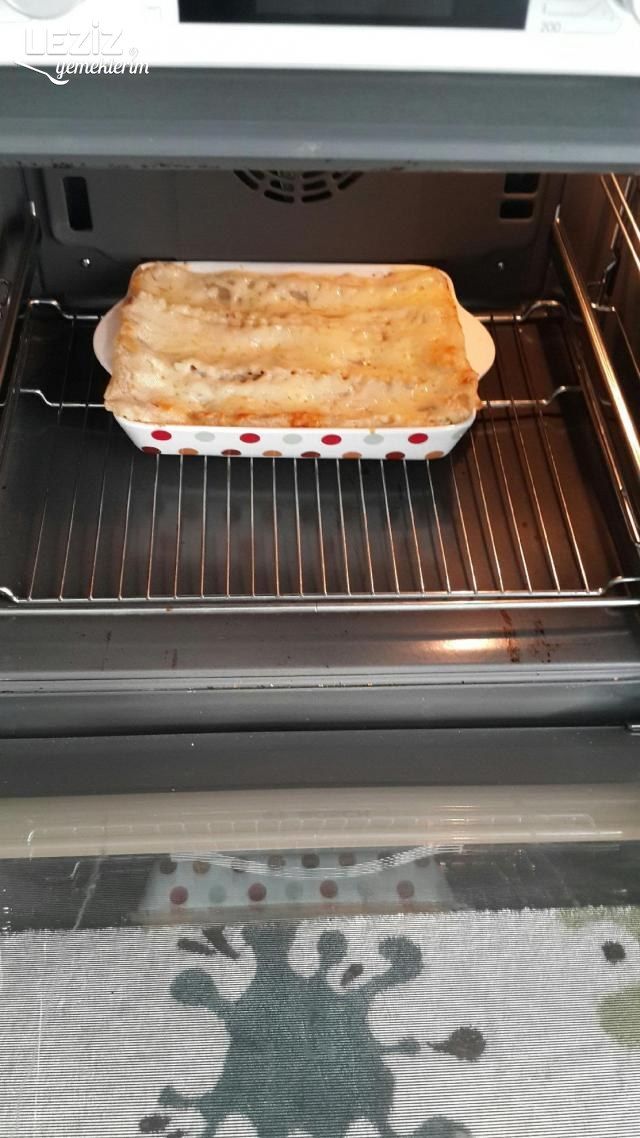 Kıymalı Lazanya Tarifi