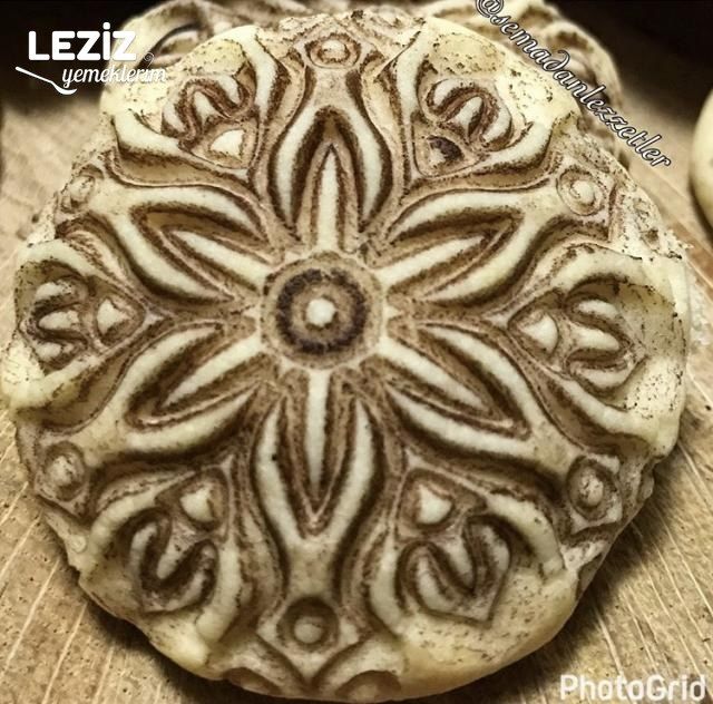 Çiçek Desenli Kurabiye