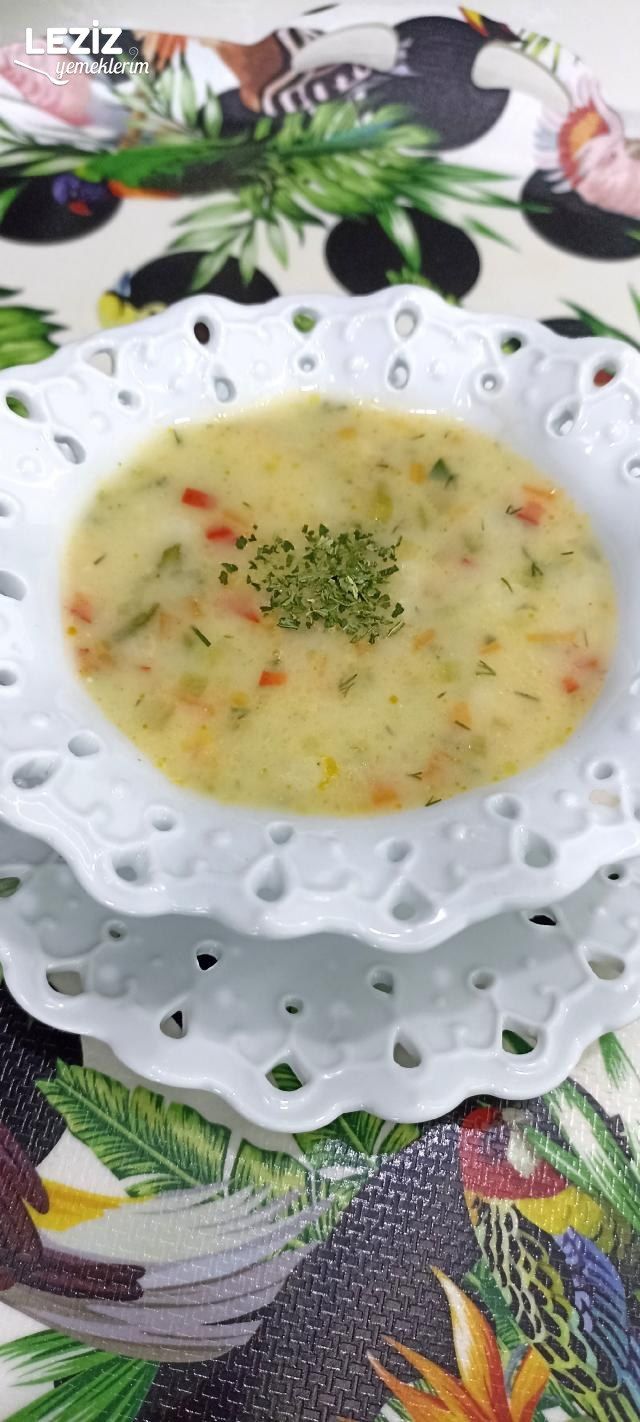 Çeşnili Karnabahar Çorbası Tarifi