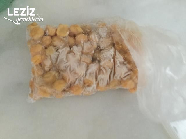 Etli Nohutlu Kereviz Sapı Yemeği