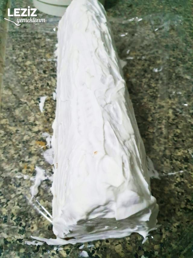 Enfes Tadıyla Çok Pratik Piramit Pasta