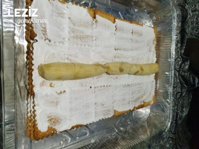 Enfes Tadıyla Çok Pratik Piramit Pasta