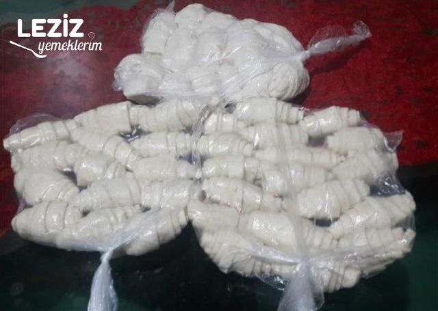 Çok Lezzetli Kruvasan Börek