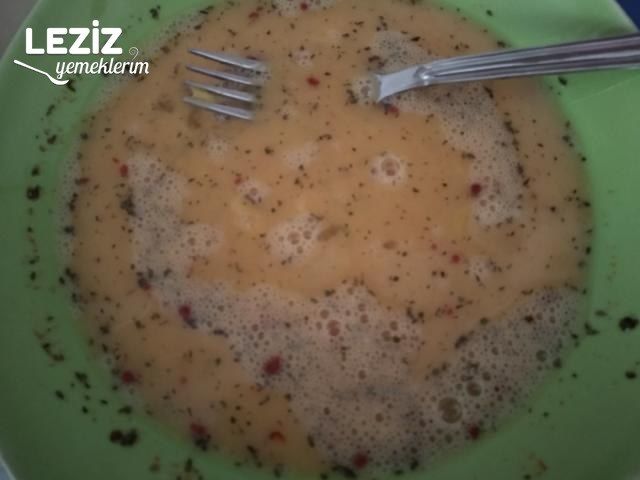 Baharatlı Yumurtalı Ekmek