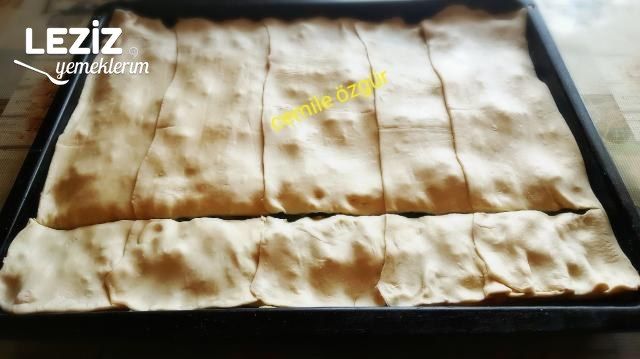 Pırasalı Milföylü Börek