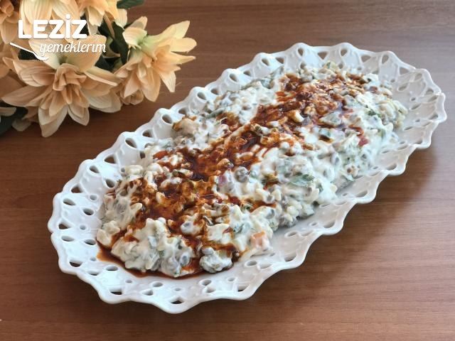 Yoğurtlu Arpa Şehriyeli Mercimek Salatası