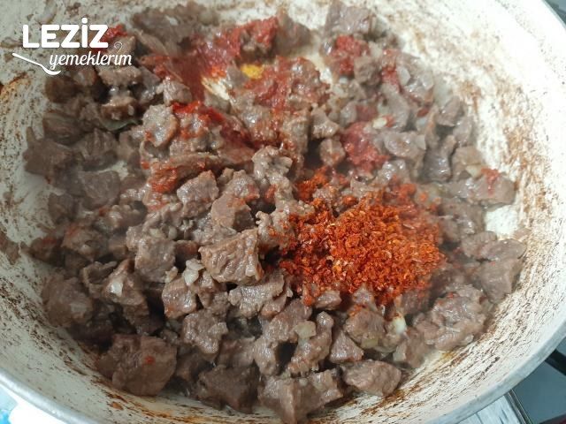 Patatesli Et Yemeği