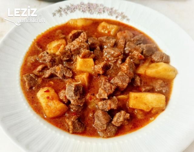 Patatesli Et Yemeği