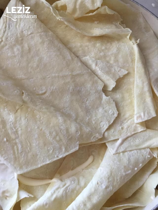 Su Böreği Tadında Kolay Tava Böreği