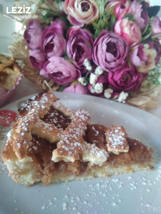 Elmalı Tart (Kıyır Kıyır)