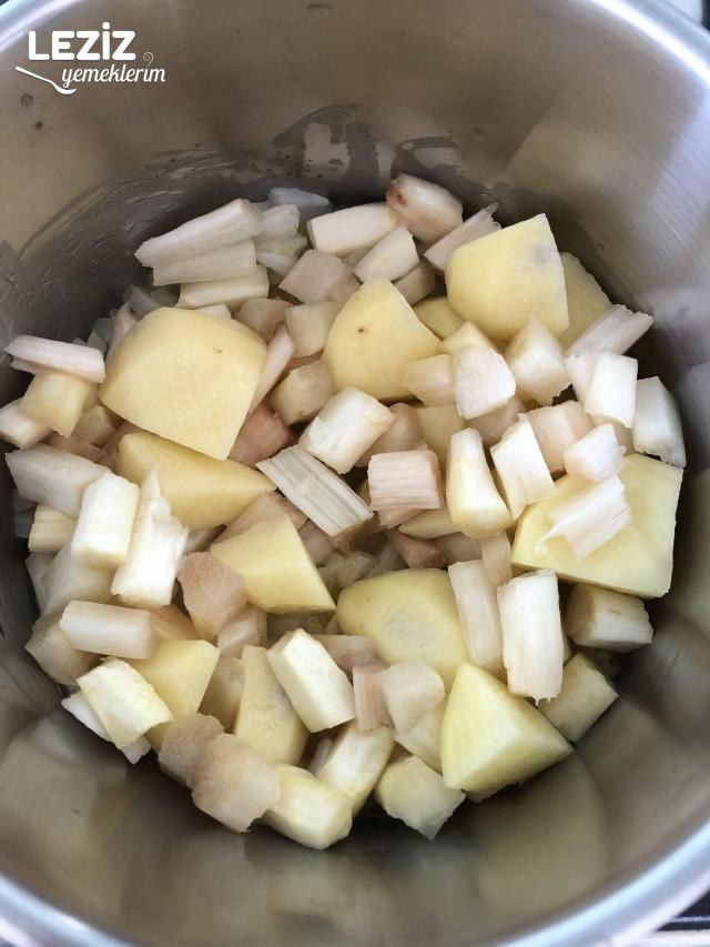 Kuşkonmaz Çorbası Tarifi, Nasıl Yapılır