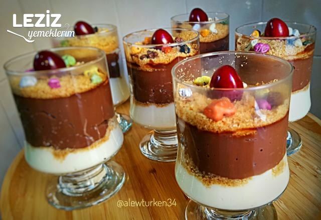 İki Renkli Gerçek Çikolatalı Harika Kuplar (Magnolia Tadında)