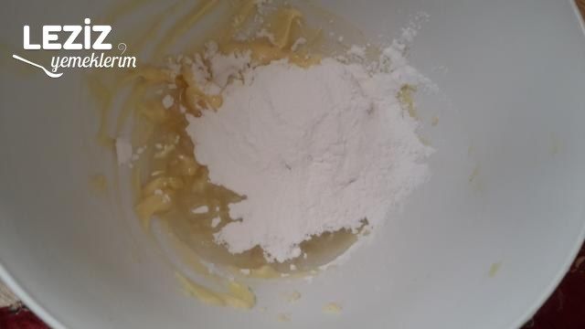 Nişastalı Un Kurabiyesi