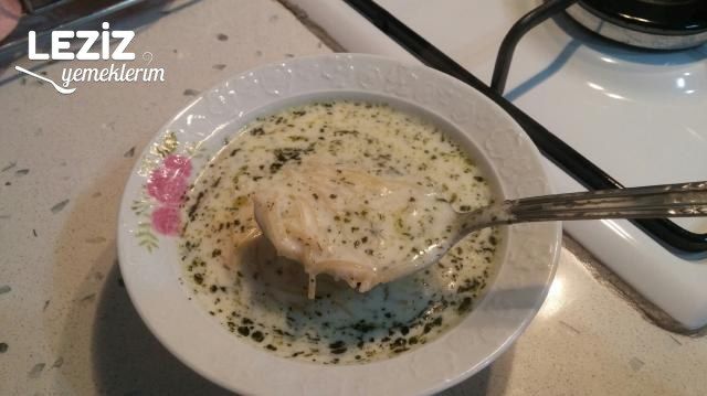 Yoğurtlu Tel Şehriye Çorbası(Çok Pratik)