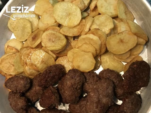 İzmir Köftesi Tarifi