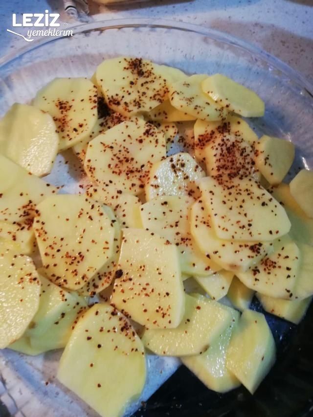 Beşamel Soslu Tavuk Tarifi