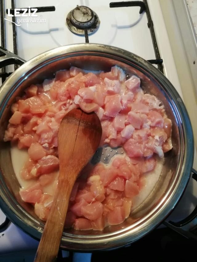 Beşamel Soslu Tavuk Tarifi