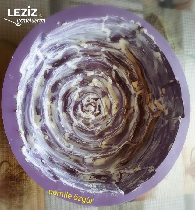 Nefis Fındıklı Kek