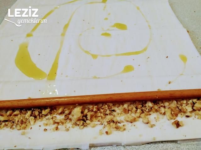 Çıtır Çıtır Büzme Baklava