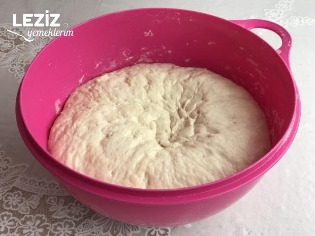 Evde Kolay Ramazan Pidesi Tarifi (Ekşi Maya İle Yapılan)