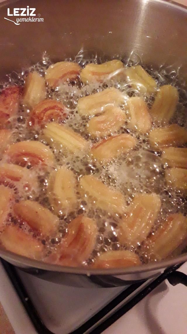 Tulumba Tatlısı Yapılışı